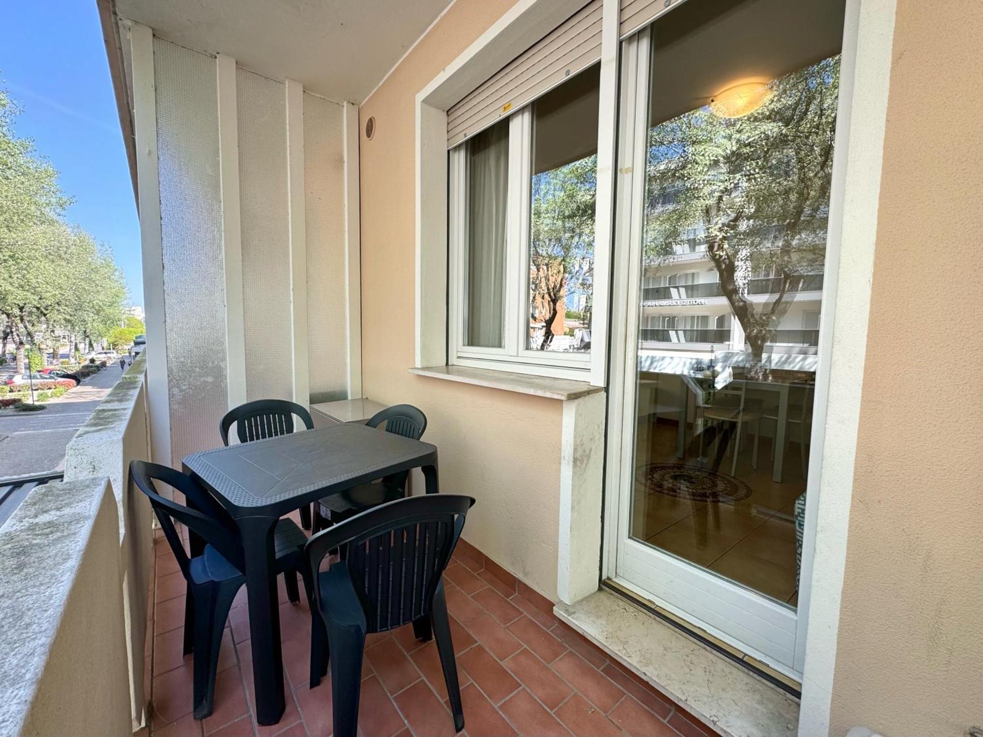 Condominio Bussola Bibione Eksteriør bilde