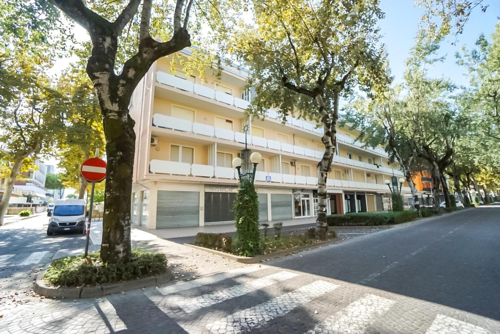 Condominio Bussola Bibione Eksteriør bilde